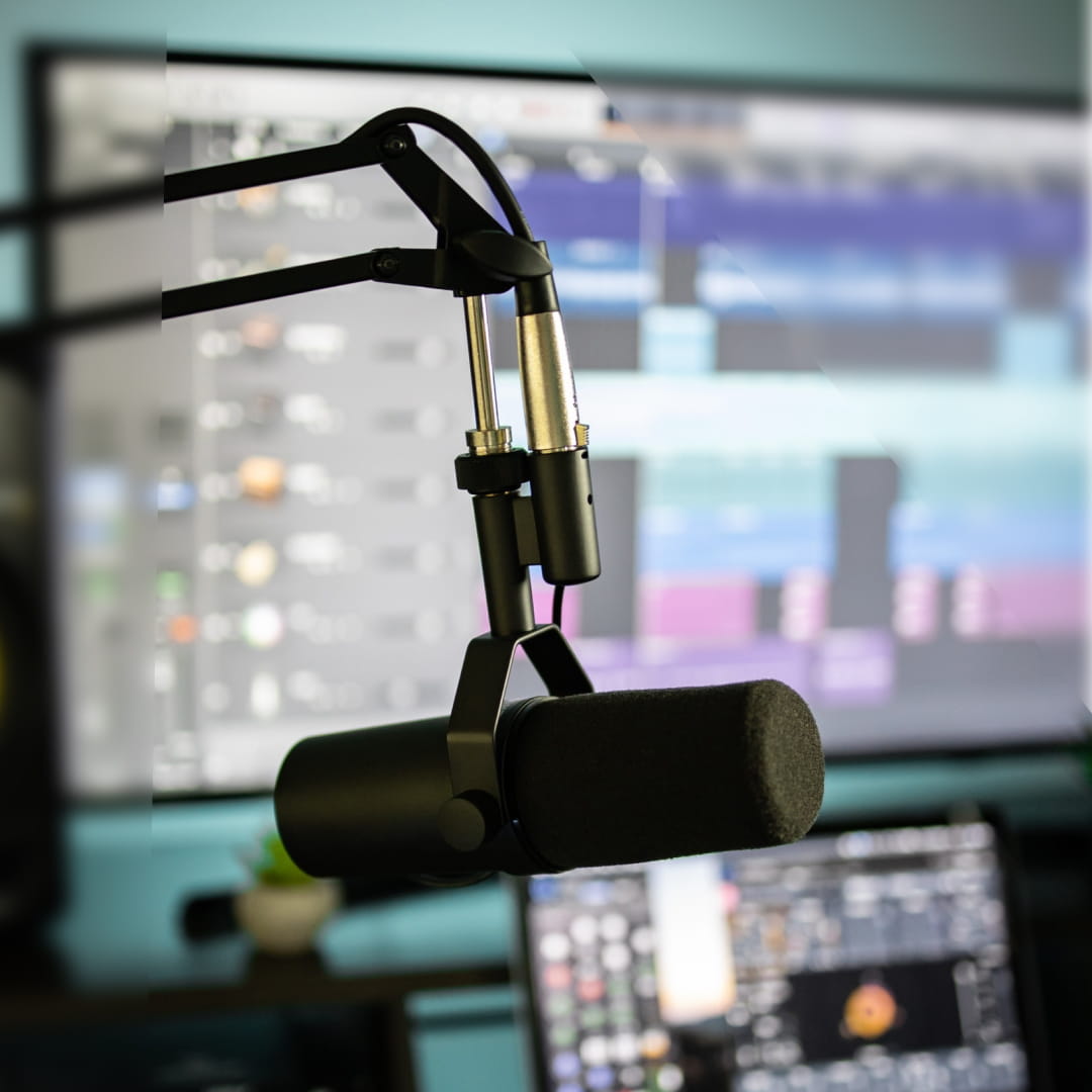 Podcast mic in studio